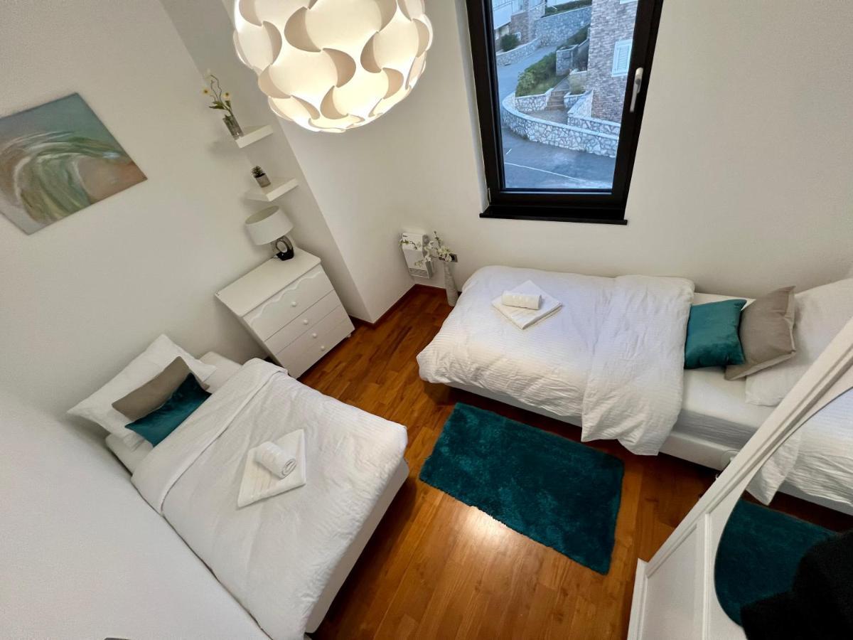 Apartmán Luxury Laurus Penthouse With Awesome Sea View Primošten Exteriér fotografie
